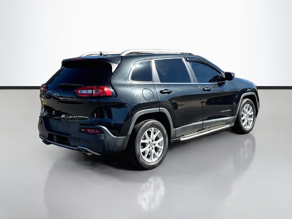 Used 2014 Jeep Cherokee Limited w/ Luxury Group FWD image 7