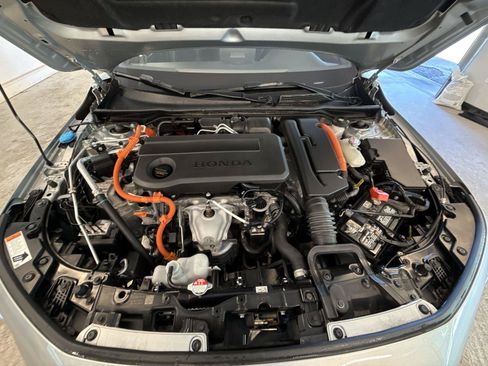 Used 2025 Honda Civic FWD Hybrid Sedan image 18
