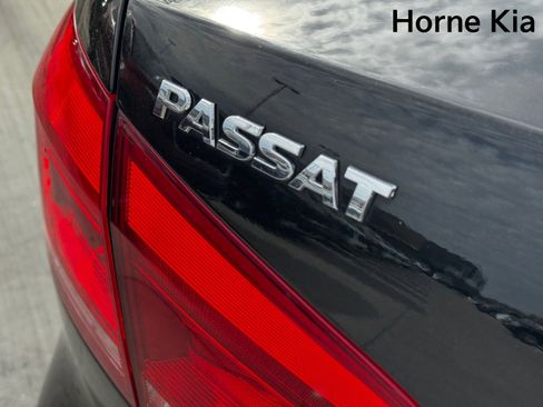 Used 2013 Volkswagen Passat 2.5 SEL image 29