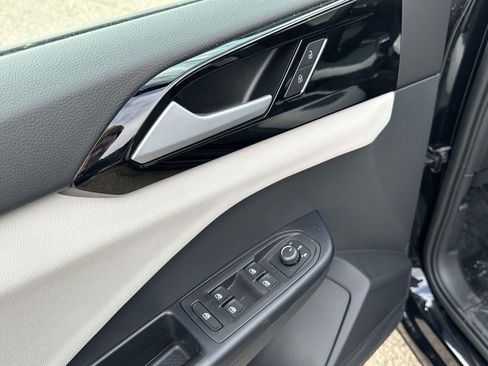 New 2026 Volkswagen Taos S FWD image 11