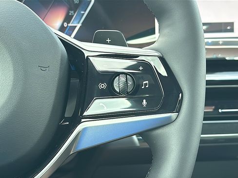 New 2025 BMW 530i w/ Premium Package image 19