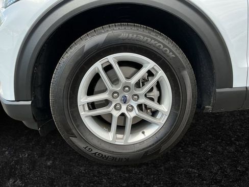 Used 2026 Ford Explorer Active w/ Active Comfort Package RWD image 11