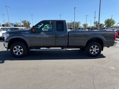 Used 2016 Ford F250 Lariat w/ Lariat Interior Package AWD/4WD image 5