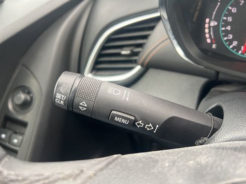 Used 2018 Chevrolet Trax Premier w/ Midnight Edition image 14