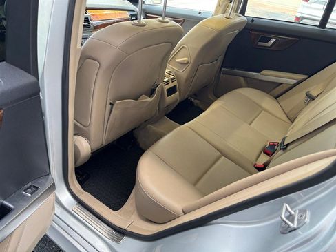 Used 2012 Mercedes-Benz GLK 350 2WD image 11