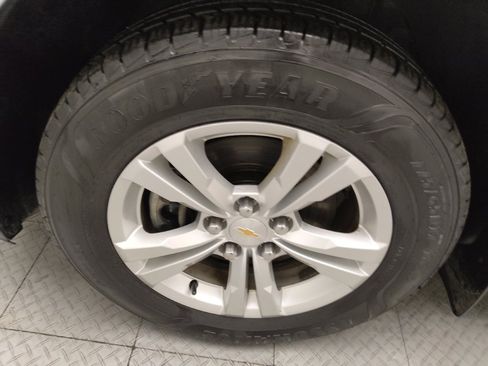 Used 2015 Chevrolet Equinox LS image 31