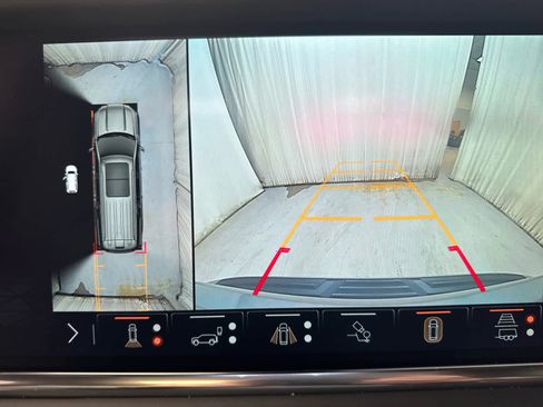 Used 2024 GMC Yukon XL Denali Ultimate image 19