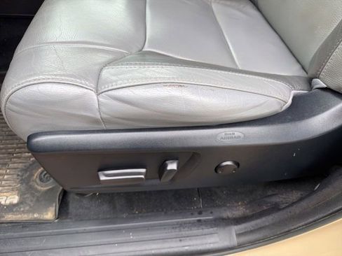 Used 2020 Toyota Tundra Limited w/ Limited Premium Package image 17