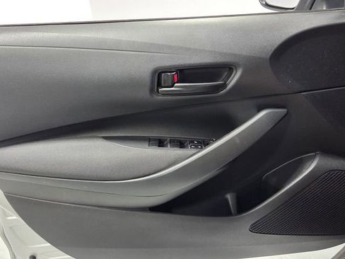 Used 2023 Toyota Corolla LE FWD image 28