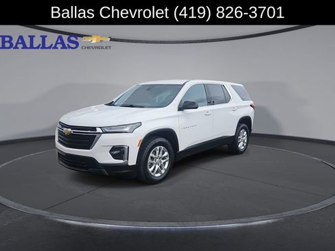 Certified 2023 Chevrolet Traverse LS FWD image 4