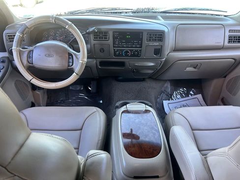 Used 2000 Ford Excursion Limited image 16
