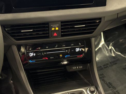 New 2026 Volkswagen Jetta SE image 18