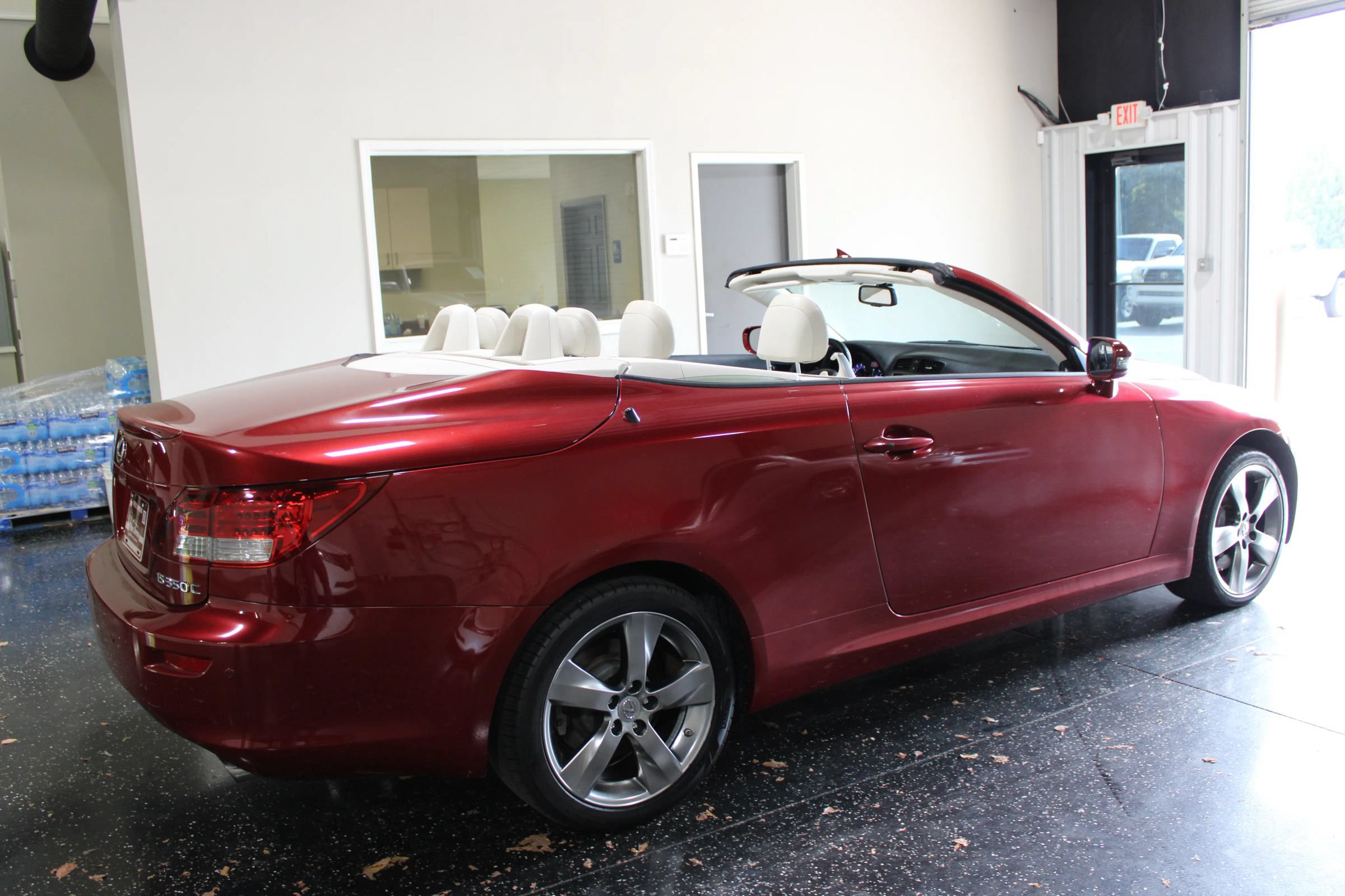 Used 2011 Lexus IS 350C RWD image 4