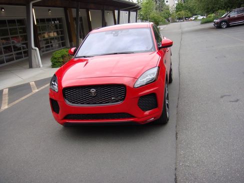 Used 2018 Jaguar E-PACE First Edition image 2