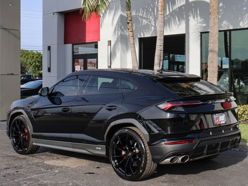 Used 2024 Lamborghini Urus S image 19
