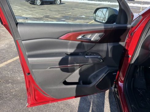 New 2026 Chevrolet Traverse RS w/ LPO, Floor Liner Package image 10