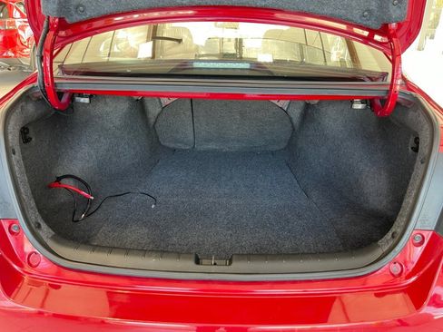 Used 2017 Honda Accord Sport image 17