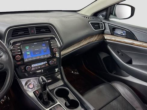 Used 2018 Nissan Maxima Platinum FWD image 24