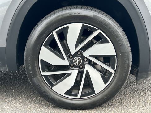 Used 2024 Volkswagen Atlas SE AWD/4WD image 7