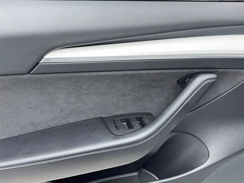 Used 2021 Tesla Model 3 Performance image 42