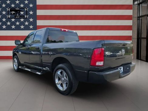 Used 2017 RAM 1500 Express w/ Express Value Package AWD/4WD image 7
