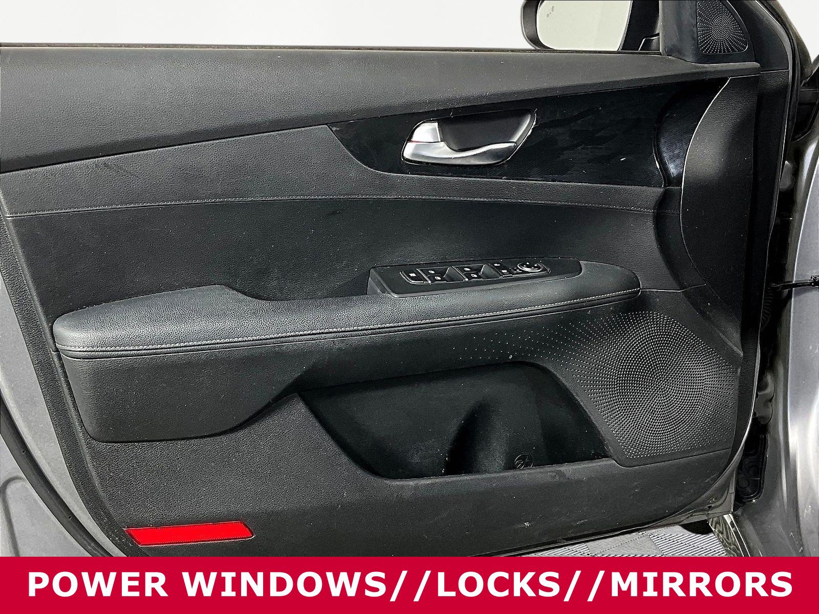 Used 2023 Kia Forte GT-Line FWD image 18
