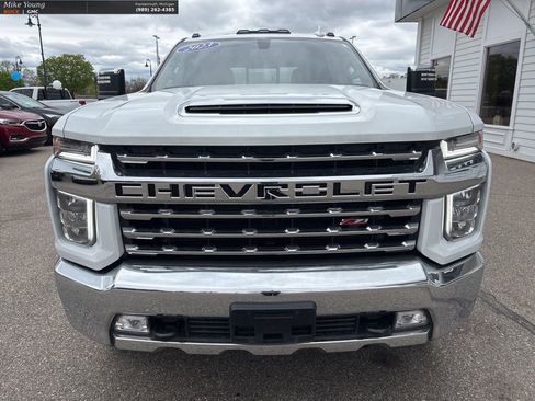 Used 2023 Chevrolet Silverado 3500 LTZ w/ LTZ Convenience Package AWD/4WD image 2