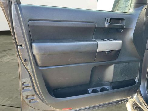Used 2012 Toyota Tundra 4x4 Double Cab image 9