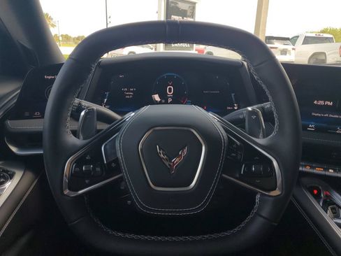 Used 2026 Chevrolet Corvette Stingray Convertible w/ 1LT RWD image 26