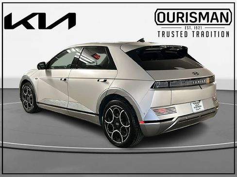 Used 2024 Hyundai Ioniq 5 Limited image 3