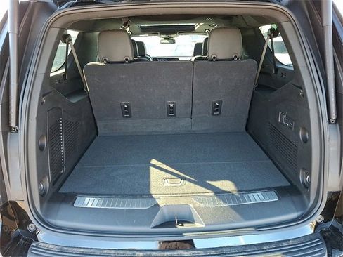 Used 2025 Chevrolet Suburban Premier w/ Sun And Tow Package image 25