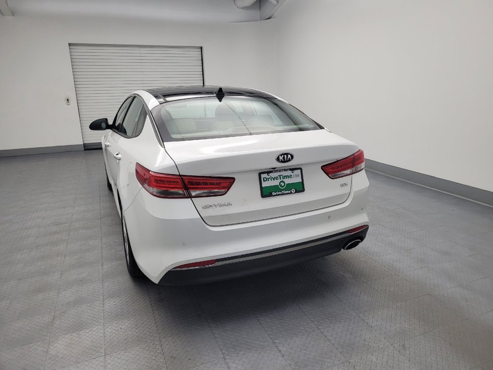 Used 2016 Kia Optima EX w/ Option Group 040 FWD image 6