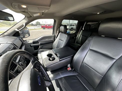 Used 2018 Ford F150 XLT w/ Equipment Group 302A Luxury image 10
