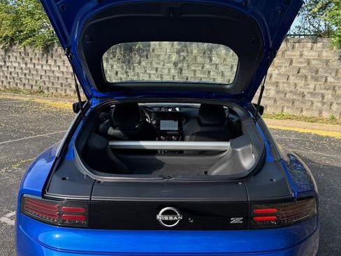 Used 2025 Nissan Z Performance w/ Floor Mat Package RWD image 30