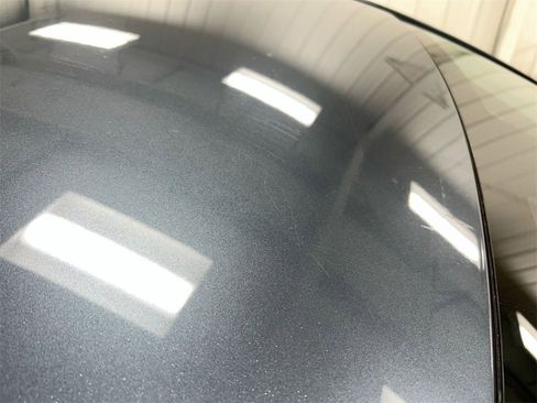 Used 2017 Toyota Corolla L image 32