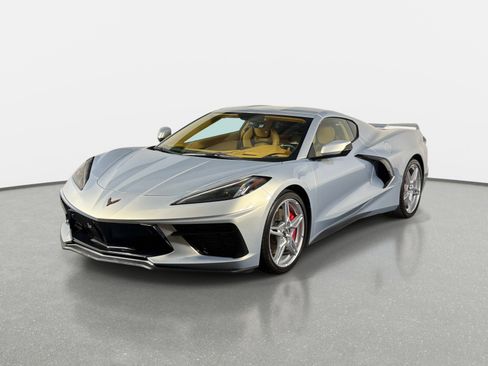 Used 2021 Chevrolet Corvette Stingray Premium Cpe w/ Z51 Performance Package RWD image 7