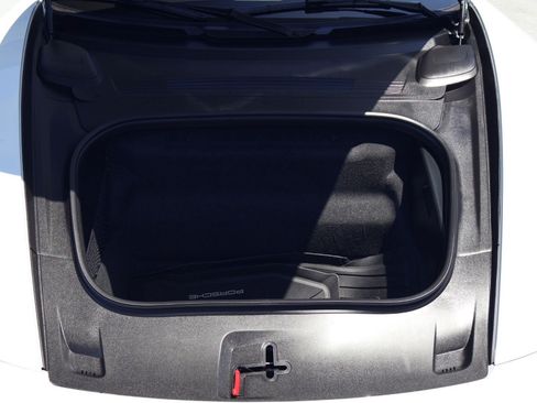 Certified 2024 Porsche 911 Carrera T RWD image 23