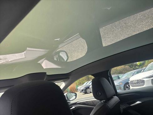 New 2025 Audi A6 e-tron Premium image 18