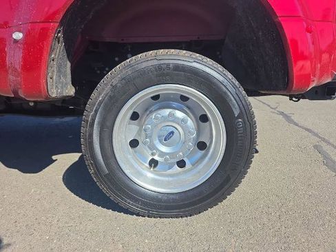 Certified 2022 Ford F450 Limited w/ FX4 Off-Road Package image 13