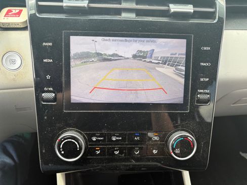 Used 2023 Hyundai Tucson SEL FWD image 15
