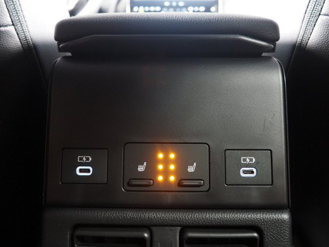 Used 2023 Subaru Solterra Touring AWD/4WD image 24