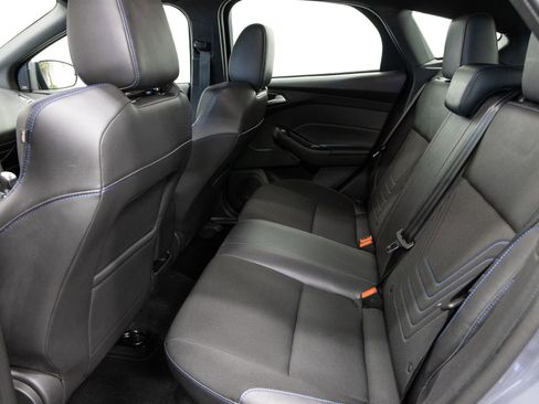 Used 2017 Ford Focus RS image 8