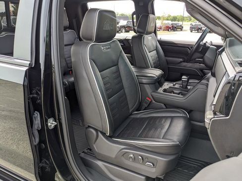 Used 2024 GMC Sierra 1500 AT4X w/ AT4X AEV Edition image 55