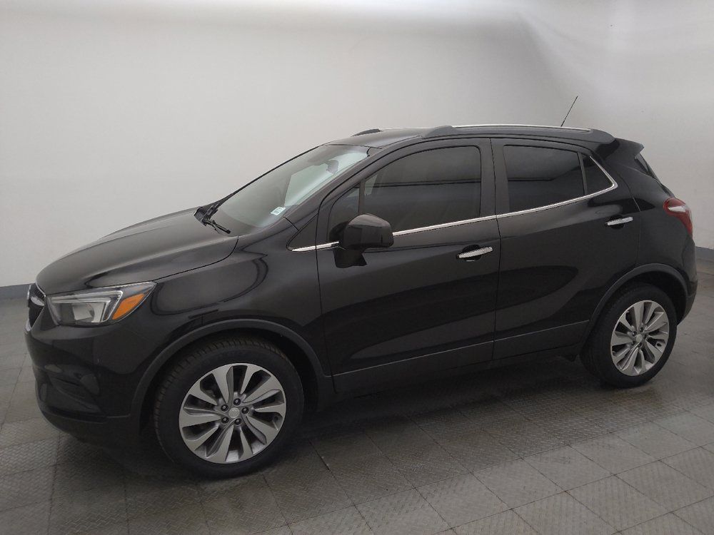 Used 2020 Buick Encore Preferred FWD image 2