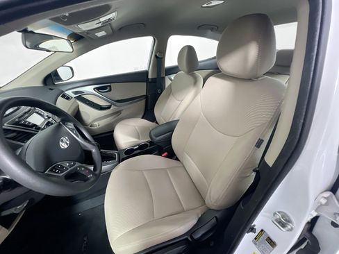 Used 2016 Hyundai Elantra SE w/ Option Group 02 FWD image 14