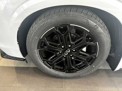 New 2026 INFINITI QX80 4WD w/ Sport Exterior Package image 6
