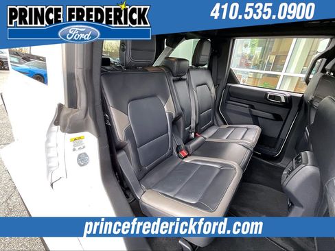 Used 2025 Ford Bronco Outer Banks image 25