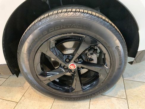 Used 2023 Jaguar F-PACE S AWD/4WD image 11