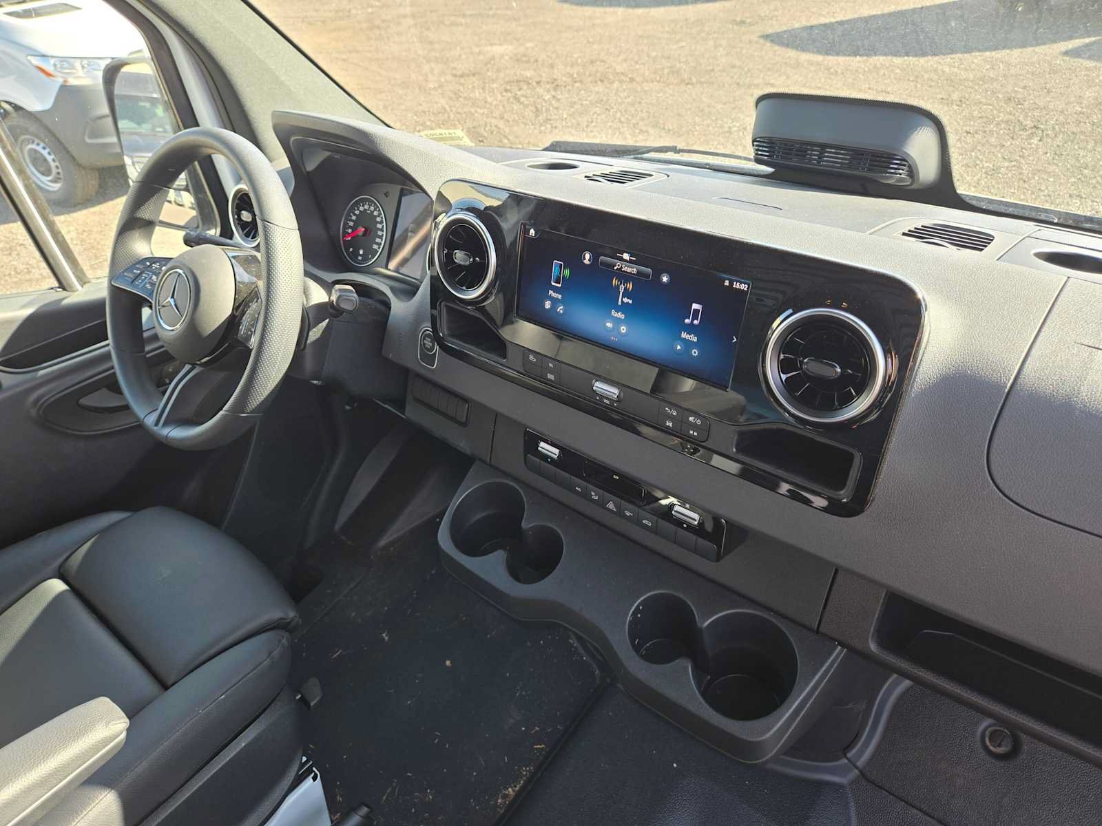 Used 2026 Mercedes-Benz Sprinter 2500 image 10
