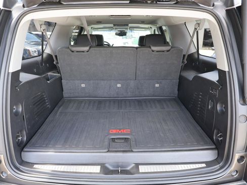 Used 2019 GMC Yukon XL Denali w/ Open Road Package AWD/4WD image 6